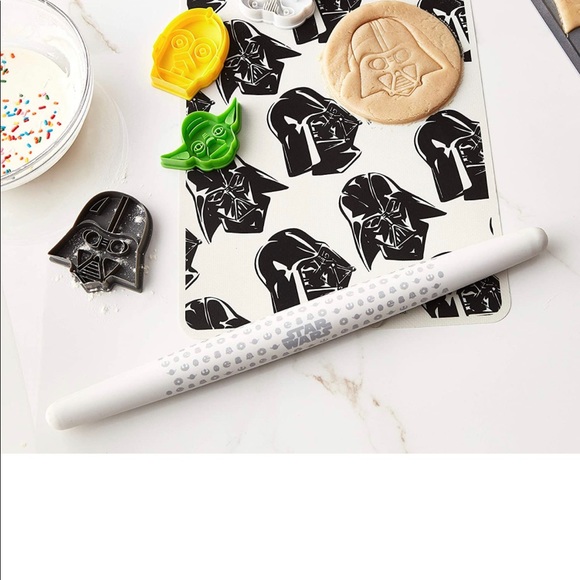 🎄🎁 MW&P Design iStar Wars/i8482; 6-Piece Baking Set - Picture 5 of 8